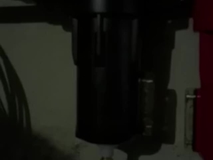 Séparateur d'eau gazeuse avec drainage automatique